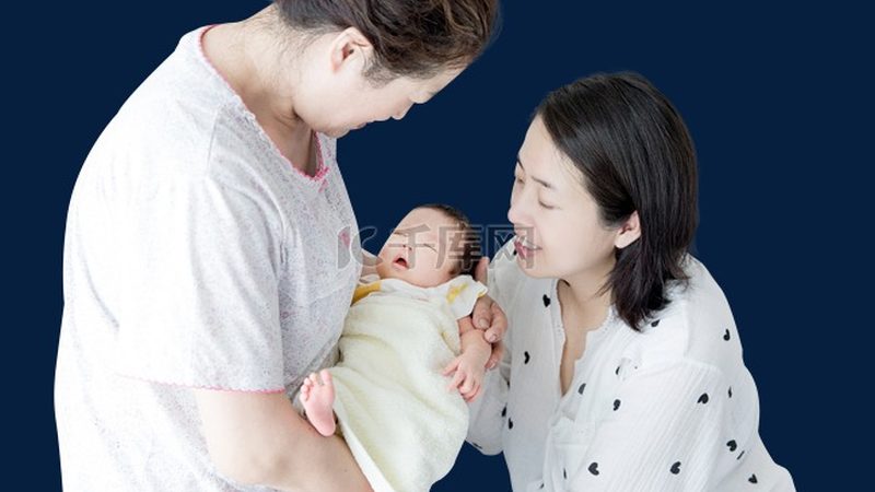 月嫂服务24小时还是住家？新手爸妈必看差异解析