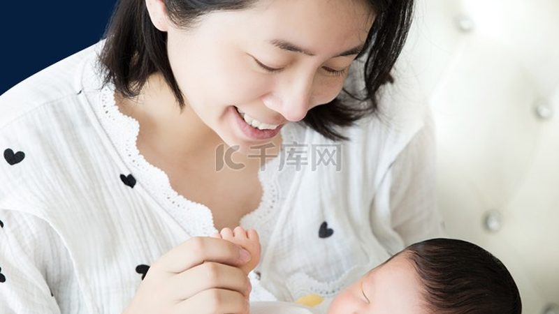 月嫂收费标准之谜：揭秘新手爸妈的育儿开销**